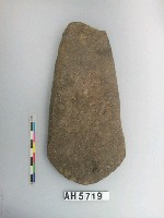 藏品(磨製石斧)的圖片